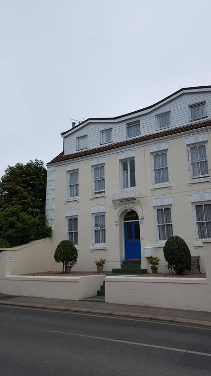 Franklyn Guesthouse Saint Helier Екстер'єр фото